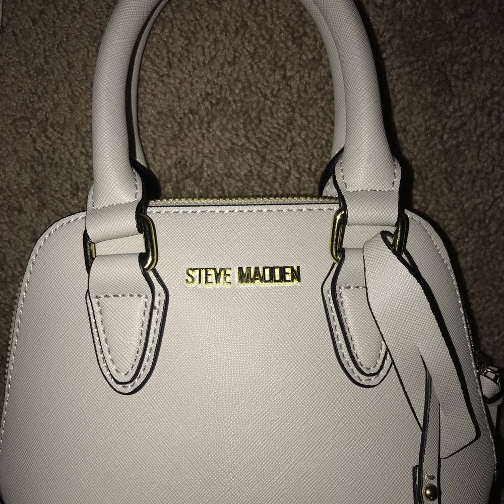 NWOT Steve Madden mini light grey hand bag purse